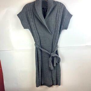 Women’s Sweater Project cable knit short sleeves
